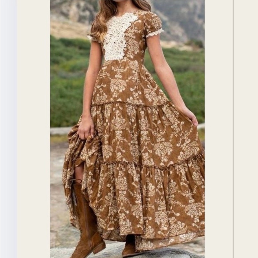 Joyfolie, 6T brown with cream accents, like new
